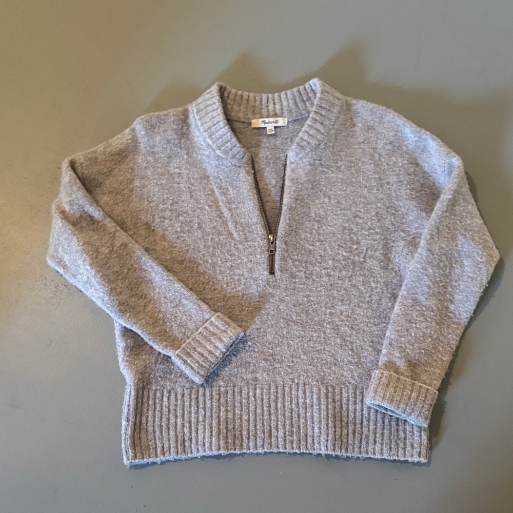 Madewell Light Gray V-Neck Quaryer Zip Sweater - XXS (fits like Small)